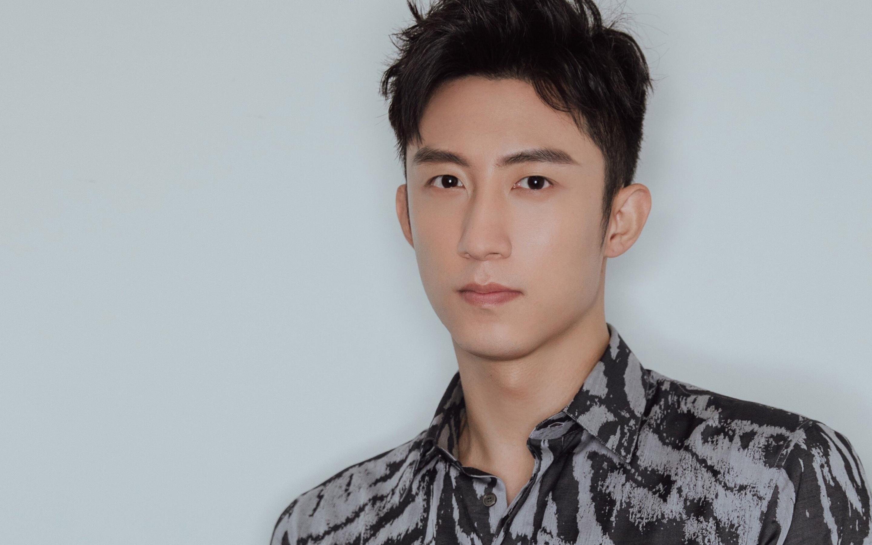 F1新赛季启幕之夜,为何约基奇让这场本应精彩的对决提前成为垃圾时间?