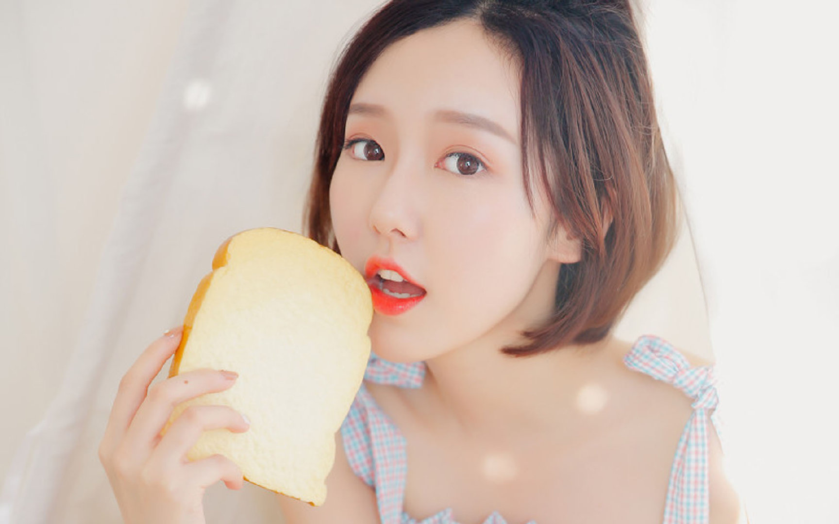 以脚为笔，以绿茵为纸，三笘薰如何在对阵新西兰一役中书写现代边锋教科书