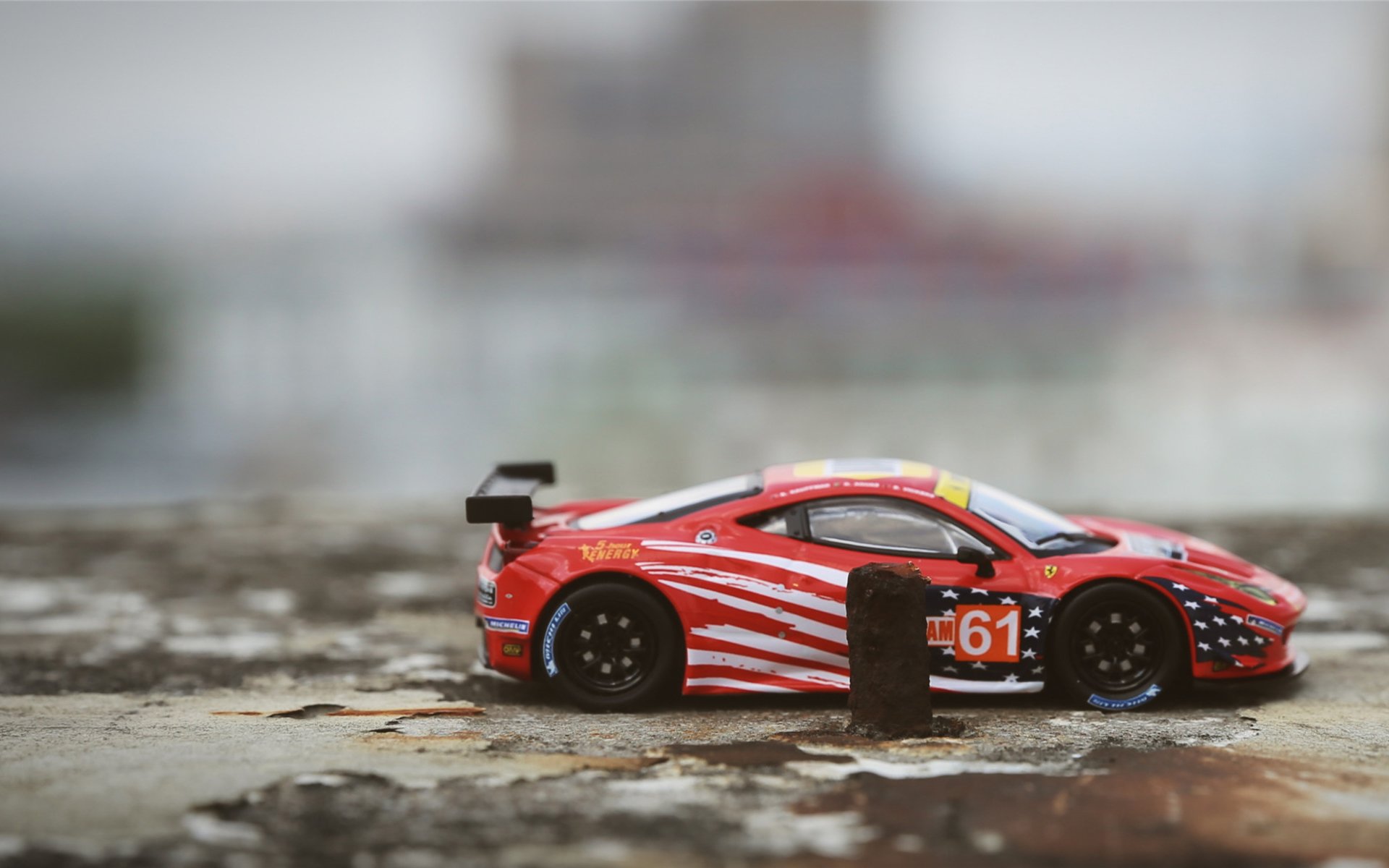 绿茵幽灵劫持F1之夜，贝林厄姆如何用一粒进球点燃巴林赛道